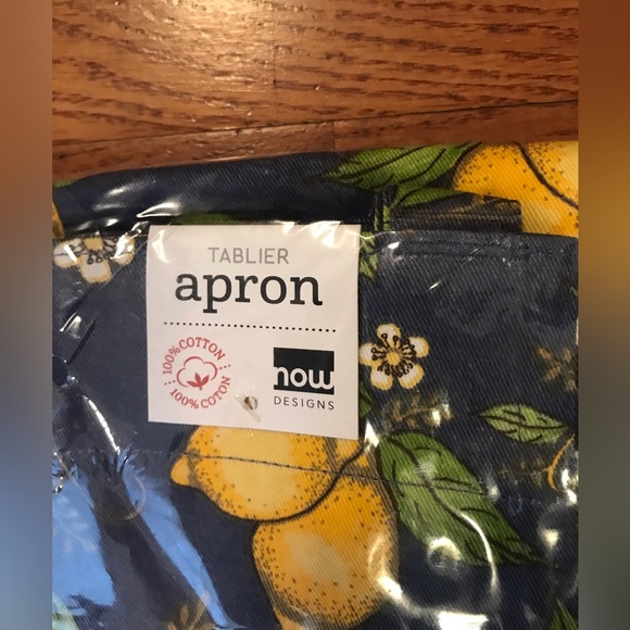 Classic Apron- Lemon Print - Picture 8 of 12